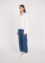 Load image into Gallery viewer, AURA Studios Angle Top Natural White Organic Cotton