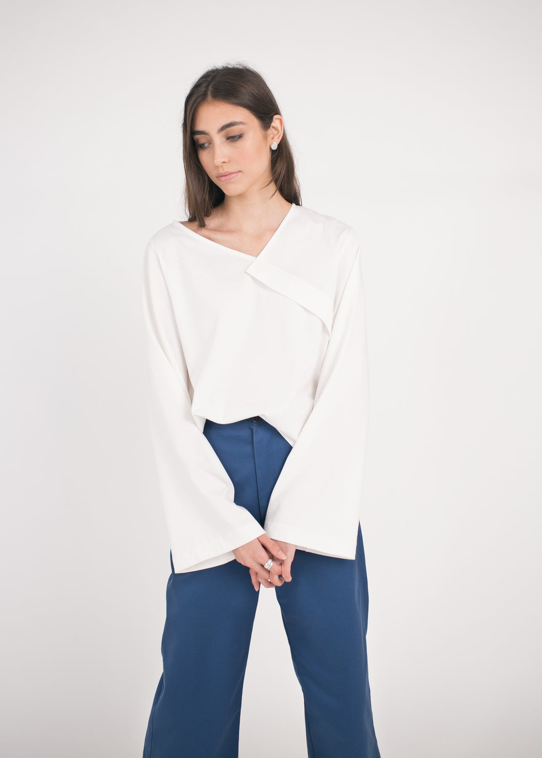 AURA Studios Angle Top Natural White Organic Cotton